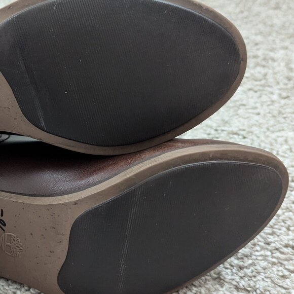 Timberland Women's Leather Brynlee Park Heeled Chelsea Ankle Boot in Brown 5.5 - Picture 8 of 9